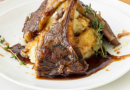 Dikgeledi tša nare ka Rosemary le Phaša ya Mashed Potato